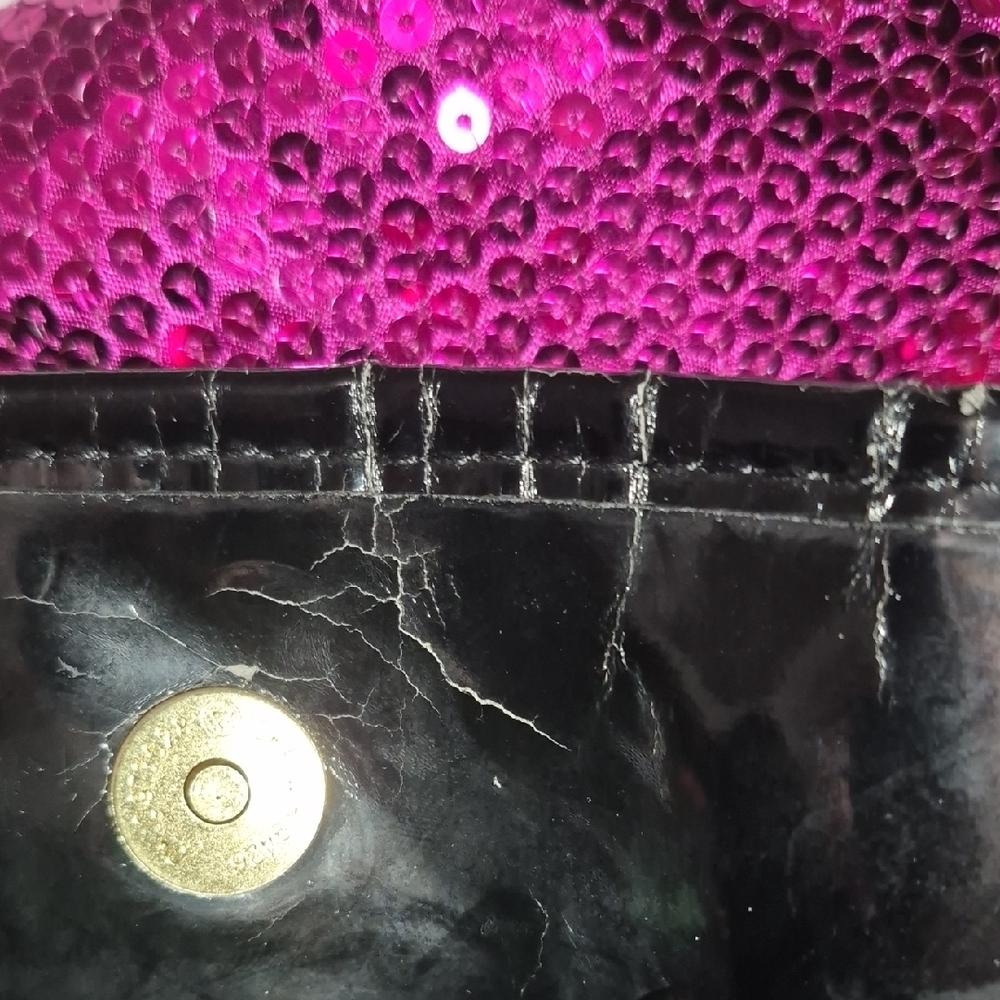 Cartera De Brillo Muy Bonita Tiene Las Agarraderas Rajadas - Picture 14 of 16